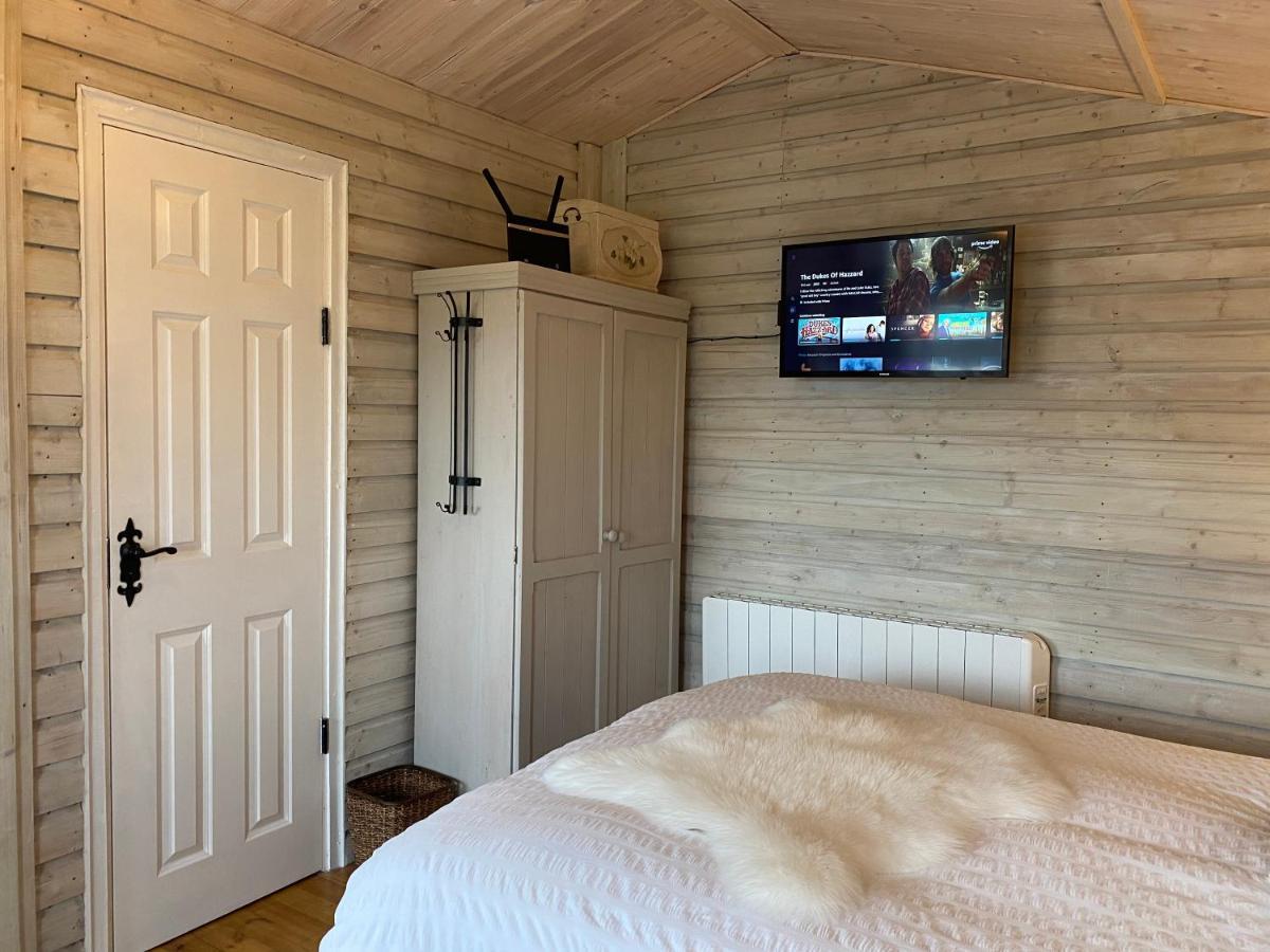 Adorable Cabin In The Countryside ポート・レーイシュ エクステリア 写真